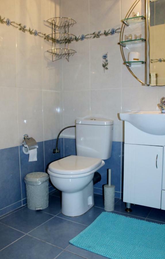Cozy Studio Apartment In Pireus Exterior photo