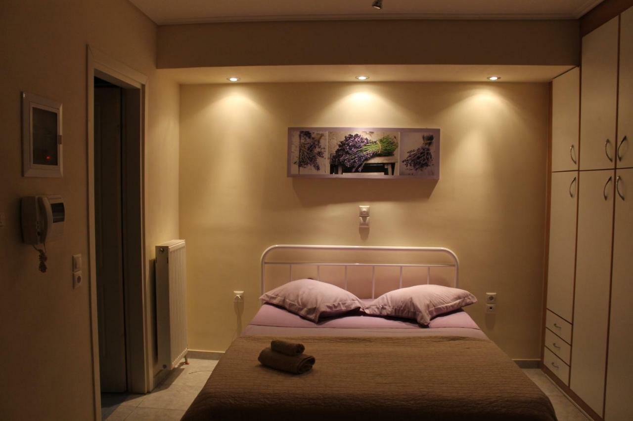 Cozy Studio Apartment In Pireus Exterior photo
