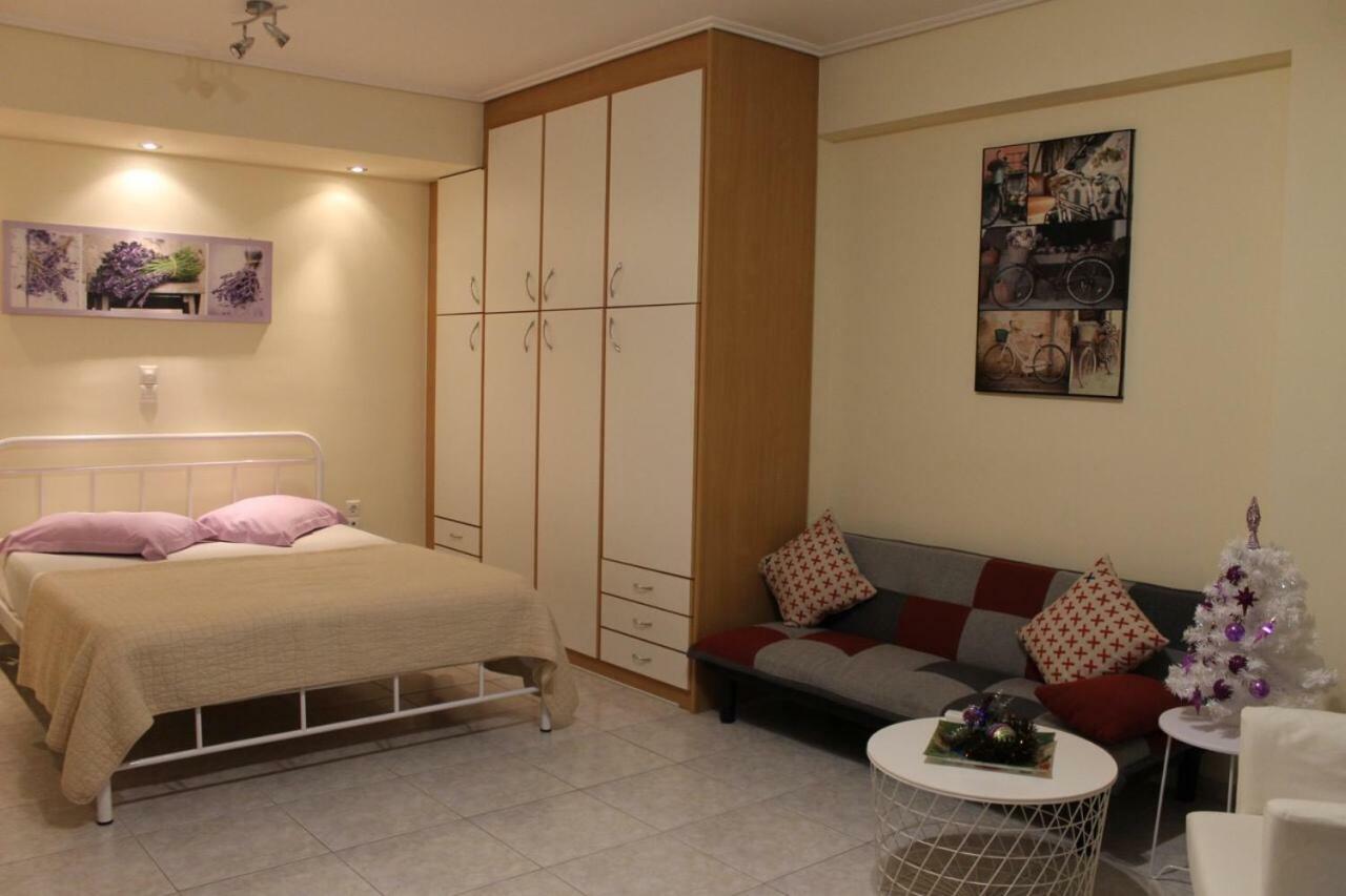 Cozy Studio Apartment In Pireus Exterior photo